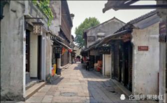 内蒙古呼和浩特：品传统年韵 迎龙年新春
